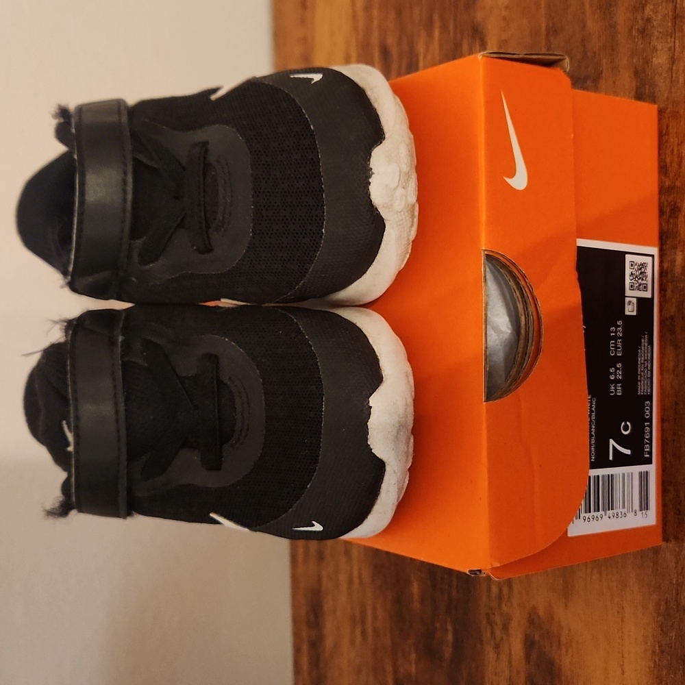 Nike revolution toddler sneakers